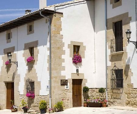 Casa Rural Lakoak Garinoain Bagian luar foto